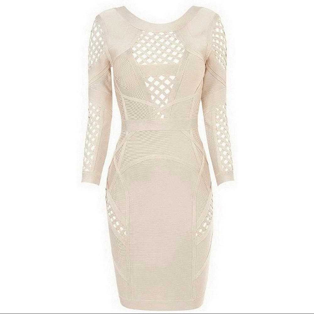 Dress.. - Picture 2 of 5